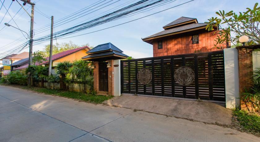 Lemon Tree Naturist Resort Naiharn Beach Phuket מראה חיצוני תמונה