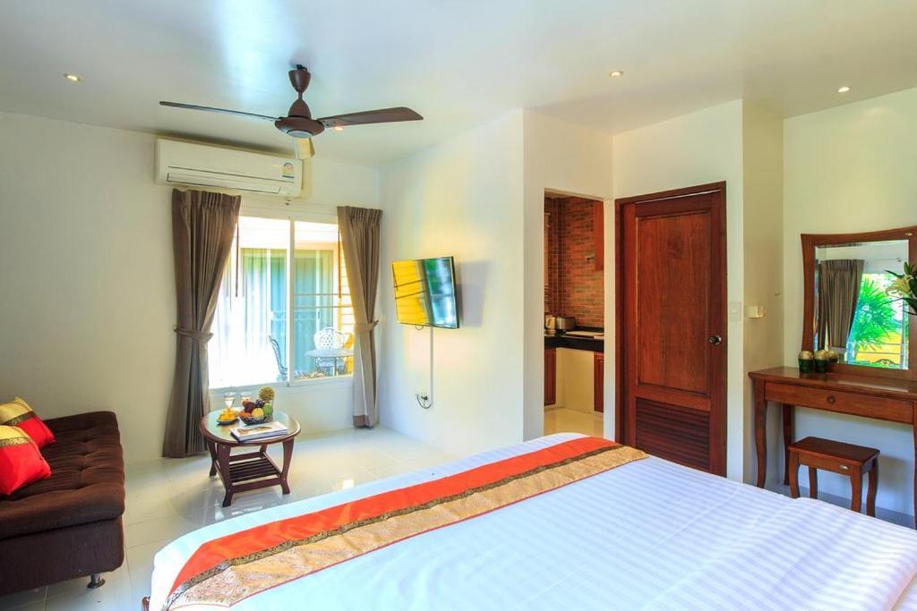 Lemon Tree Naturist Resort Naiharn Beach Phuket מראה חיצוני תמונה