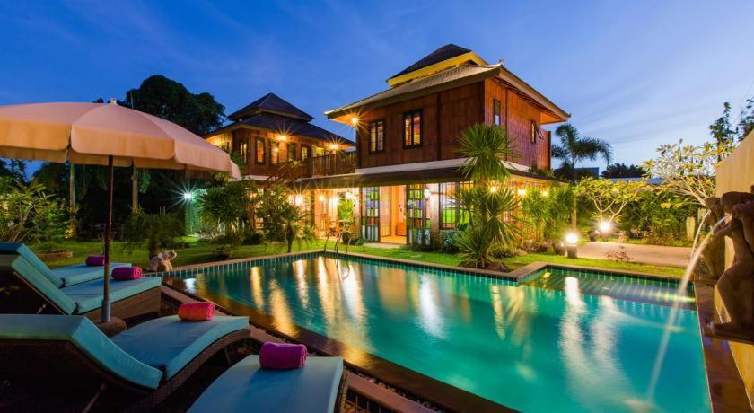 Lemon Tree Naturist Resort Naiharn Beach Phuket מראה חיצוני תמונה
