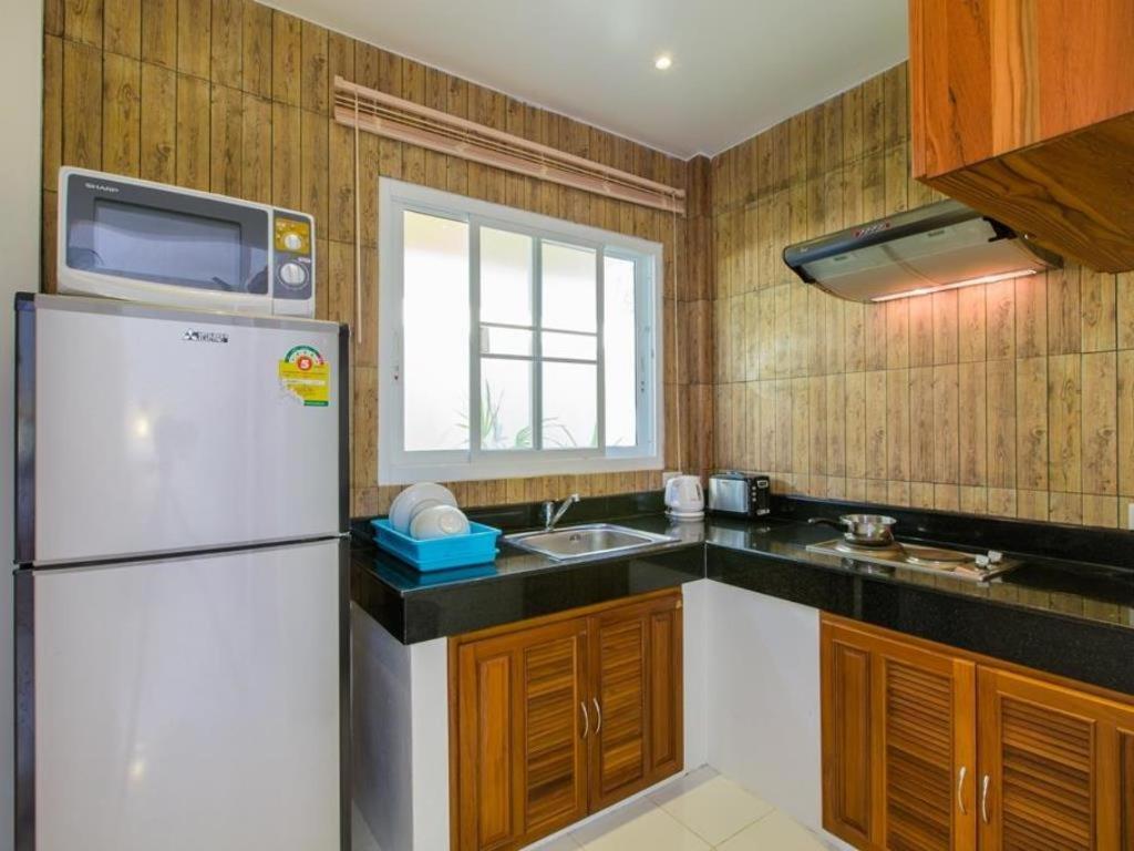Lemon Tree Naturist Resort Naiharn Beach Phuket מראה חיצוני תמונה